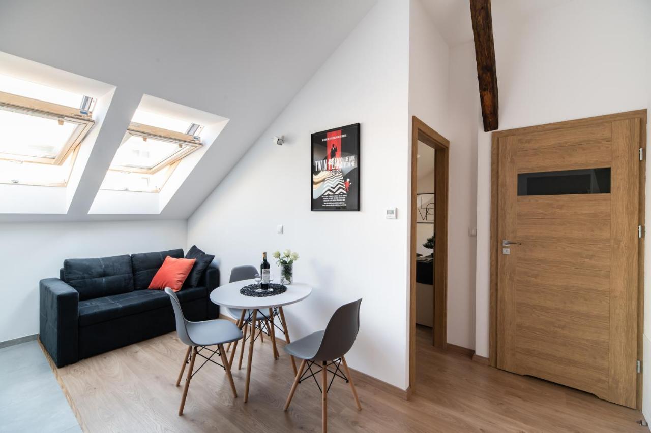 Neo Sky Apartment, Free Parking, 15 Min Walk Old Town&Kazimierz - By Homelike Cracóvia Exterior foto